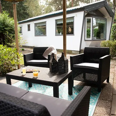 Campsite Celisa S Haeuschen Hoenderloo